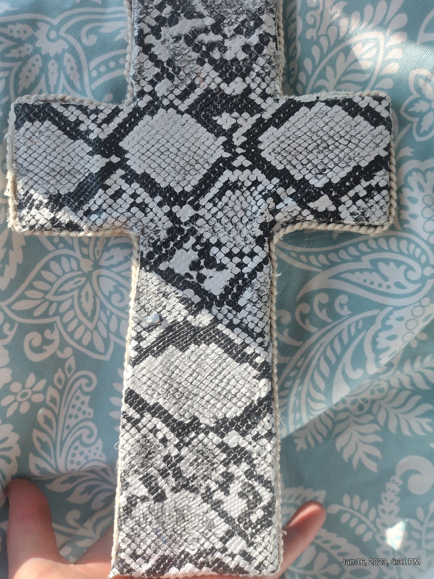 Snakeskin cross